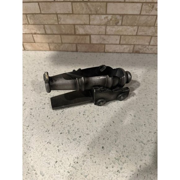 Disney Pirates Of The Caribbean Desk Top Set , Tape Dispenser note pad holder - Picture 6 of 8